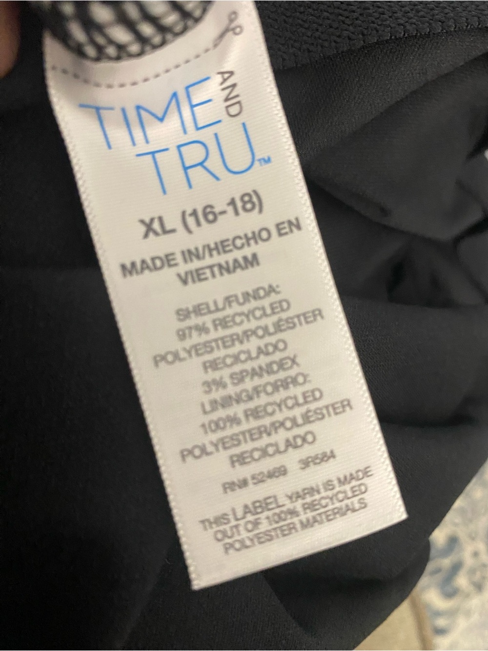 Time and Tru Women's Crinkle Plunge Ribbed One-Piece Swimsuit, XL 16-18 Black - Picture 12 of 13